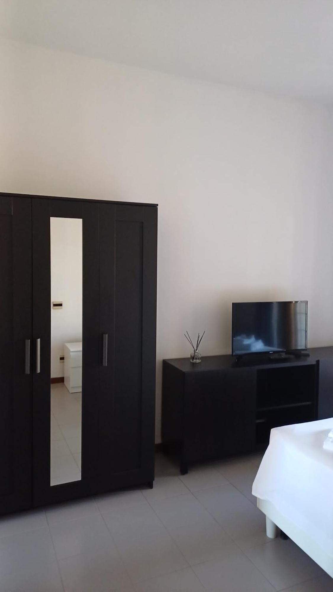 H24 Apartment Tivoli Buitenkant foto